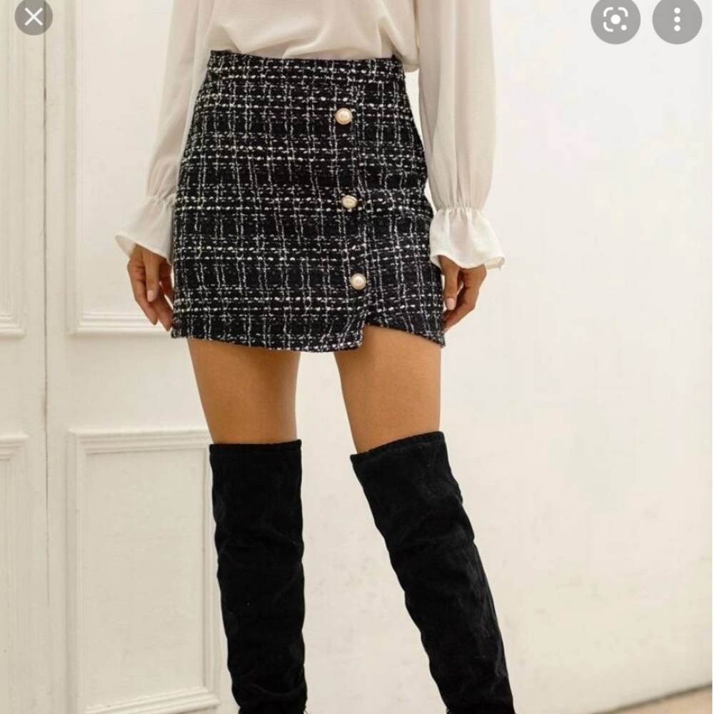 SHEIN tweed pearl button front skirt